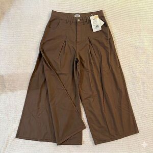 NWT Gloria Jeans Brown Wide Leg Pleated Slit Pants L